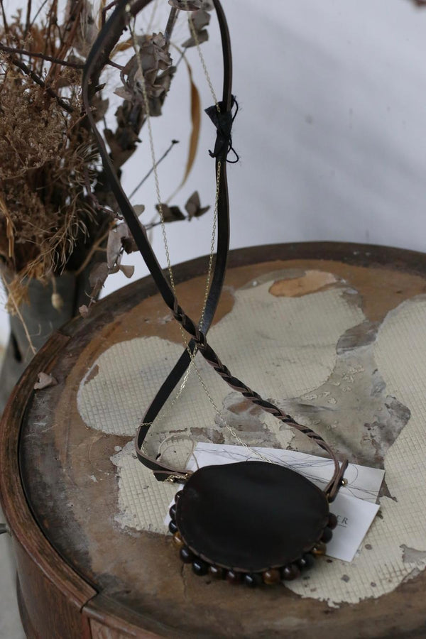 A TENTATIVE Atelier Tiger Eye Stone Round Wallet A2223172